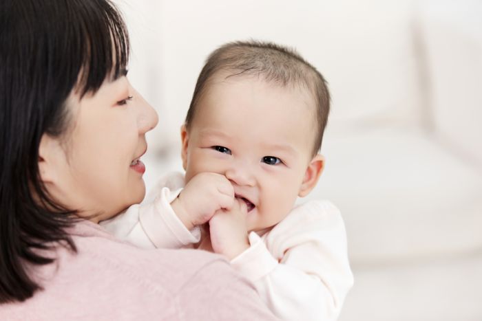 1631254030436205.jpg 攝圖網(wǎng)_501725424_微笑的新生兒開心的嬰兒寶寶(企業(yè)商用).jpg