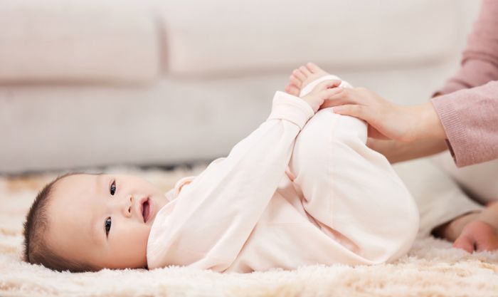 1631263184378380.jpg 攝圖網_501728696_給嬰兒寶寶撫觸按摩(企業商用).jpg